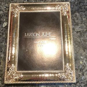 Larson Juhl frame (1880)